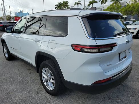 Used 2023 Jeep Grand Cherokee L Laredo AWD/4WD image 6