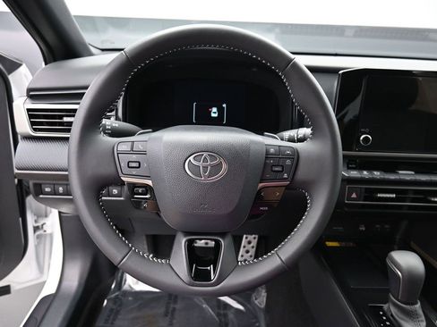 Certified 2025 Toyota Camry SE image 15