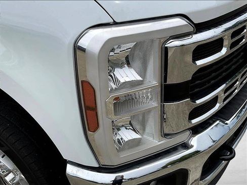 Used 2026 Ford F250 XLT AWD/4WD image 30