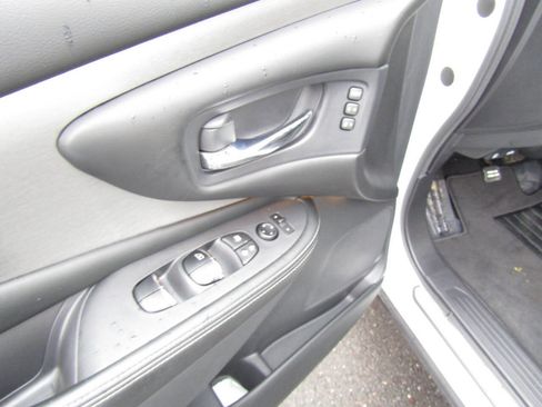 Used 2021 Nissan Murano SL image 18