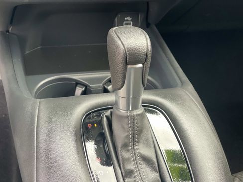 Certified 2025 Honda HR-V LX image 10