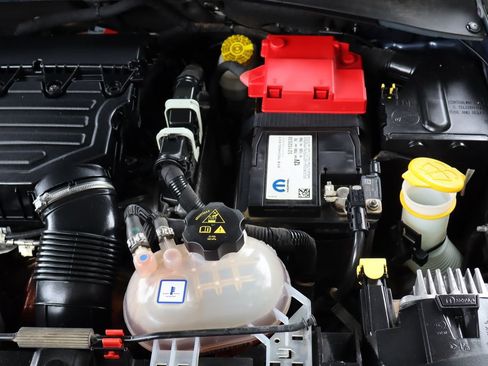 Used 2021 Jeep Renegade Limited w/ Luxury Group II AWD/4WD image 40
