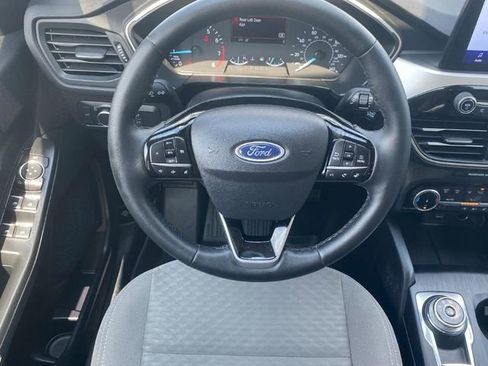 Used 2022 Ford Escape SE w/ Convenience Package image 7