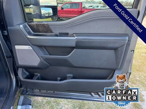 Certified 2024 Ford F250 Lariat w/ Chrome Package image 24