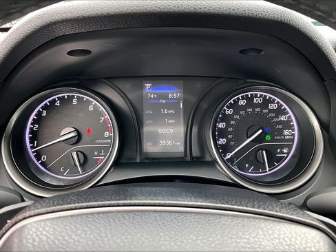 Used 2021 Toyota Camry SE image 20