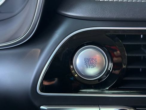 Used 2023 Genesis G70 2.0T RWD image 22