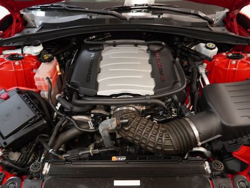 Used 2017 Chevrolet Camaro SS RWD image 34