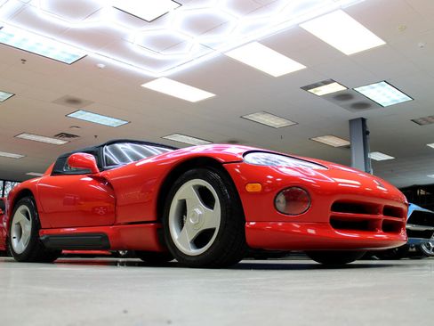 Used 1995 Dodge Viper RT/10 image 31
