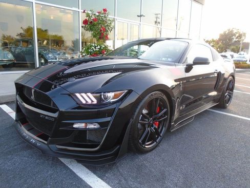 Used 2020 Ford Mustang Shelby GT500 w/ Technology Package image 8