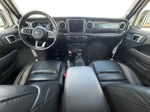 Used 2022 Jeep Wrangler Unlimited Rubicon w/ Xtreme Recon 35" Tire Package AWD/4WD image 12