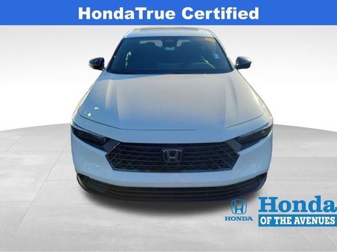 Used 2023 Honda Accord Sport image 2