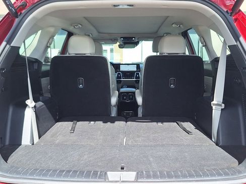 Used 2023 Kia Sorento SX AWD/4WD image 29