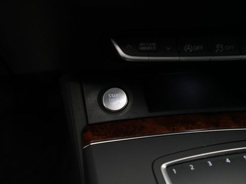 Used 2018 Audi Q5 2.0T Premium Plus w/ Premium Plus Package image 31