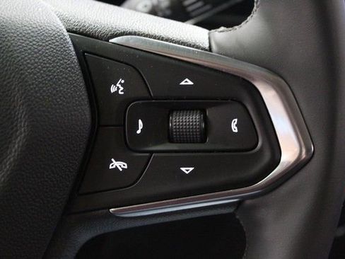 Used 2025 Chevrolet Trax ACTIV w/ Driver Confidence Package FWD image 23