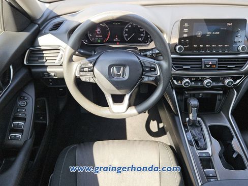 Used 2019 Honda Accord LX image 12