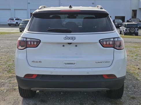 Used 2024 Jeep Compass Limited image 5