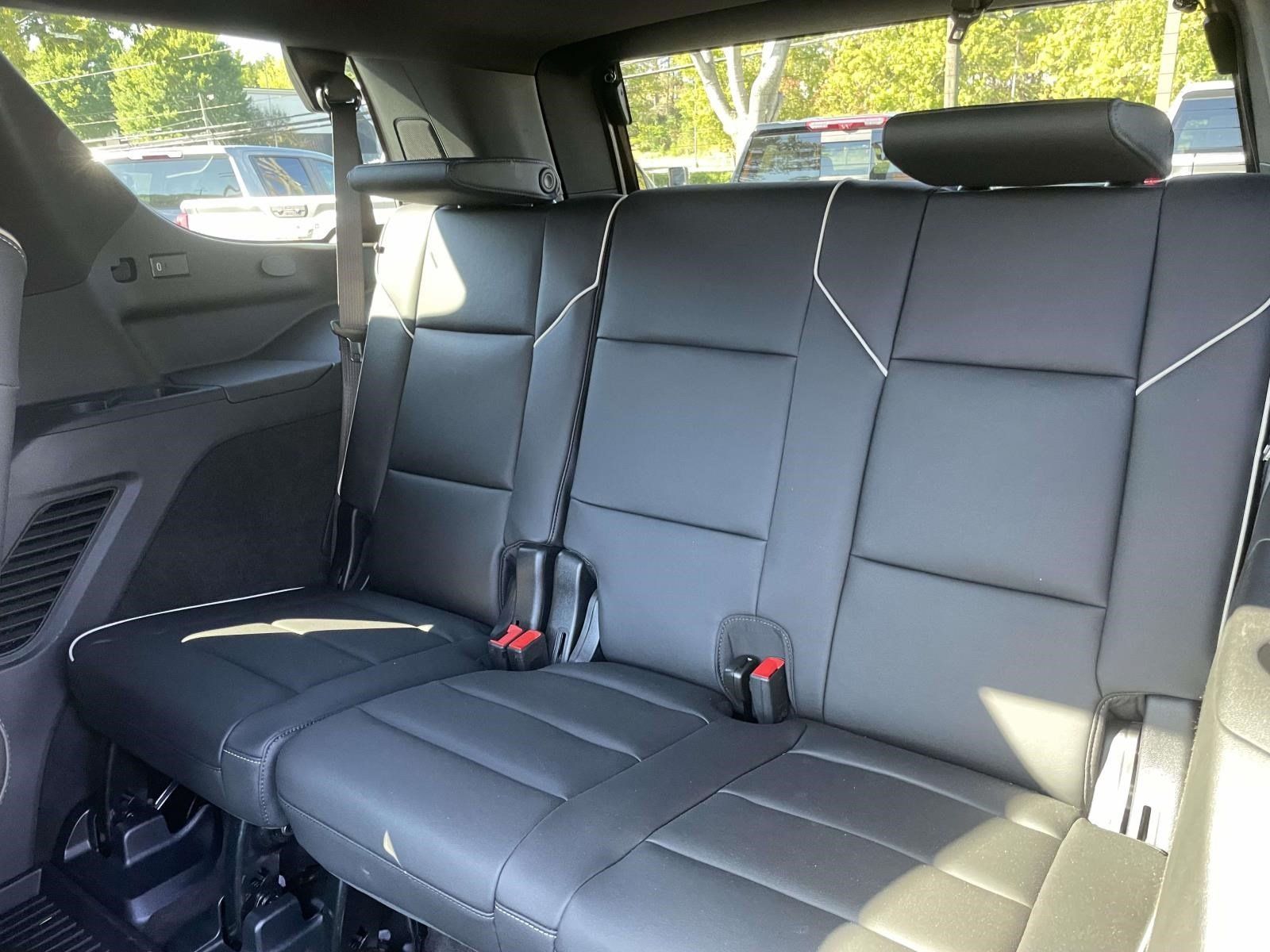 Used 2024 Cadillac Escalade Premium Luxury w/ LPO, Floor Liner Package AWD/4WD image 12