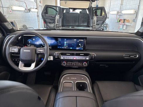 Used 2026 Hyundai Palisade Calligraphy FWD image 17