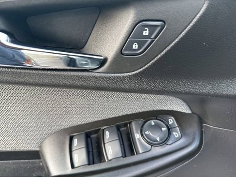 Used 2023 Chevrolet TrailBlazer LT w/ Convenience Package image 8