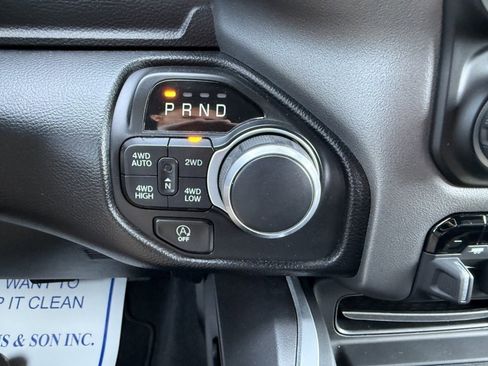 Used 2022 RAM 1500 Big Horn AWD/4WD image 29