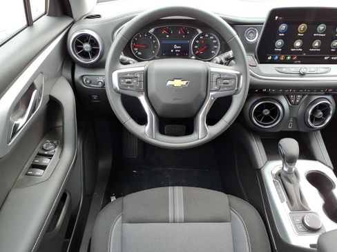 New 2026 Chevrolet Blazer LT w/ LPO, Floor Liner Package FWD image 10