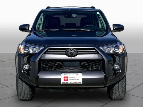 Used 2022 Toyota 4Runner SR5 RWD image 4