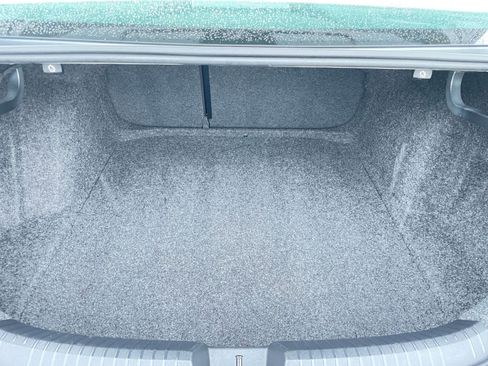 Used 2025 Volkswagen Jetta SE image 32