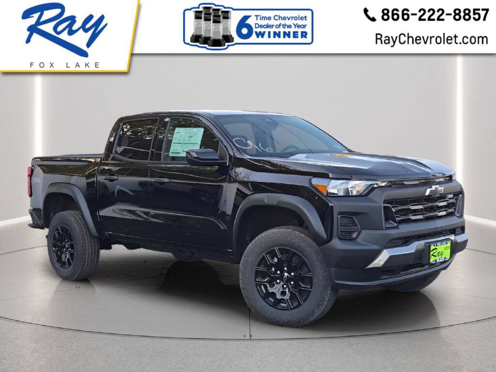 New 2026 Chevrolet Colorado Trail Boss AWD/4WD image 1