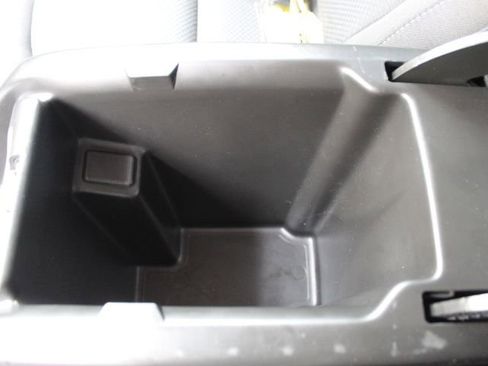 Used 2020 Chevrolet Colorado LT w/ Redline Special Edition image 26