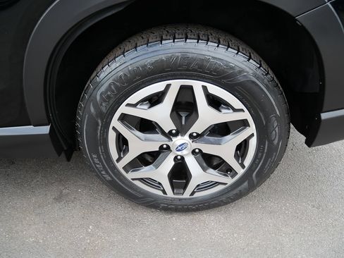 Used 2020 Subaru Forester Premium AWD/4WD image 37