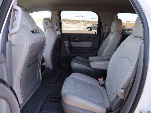 Used 2015 GMC Acadia SLT image 10
