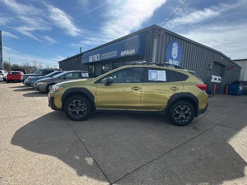 Used 2021 Subaru Crosstrek 2.5i Sport w/ Moonroof Package AWD/4WD image 5