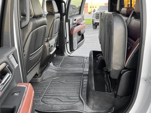 Used 2024 GMC Sierra 2500 Denali Ultimate image 23