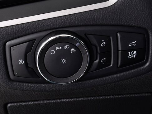 Used 2023 Ford Edge SEL w/ Convenience Package image 32