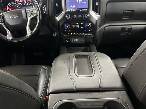 Used 2019 Chevrolet Silverado 1500 LT Trail Boss AWD/4WD image 23