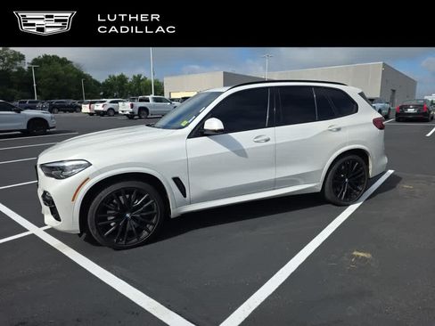 Used 2020 BMW X5 M50i w/ Premium Package AWD/4WD image 1