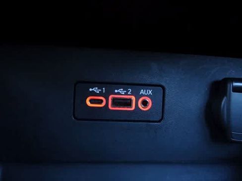 Used 2025 Nissan Altima 2.5 SV FWD image 26