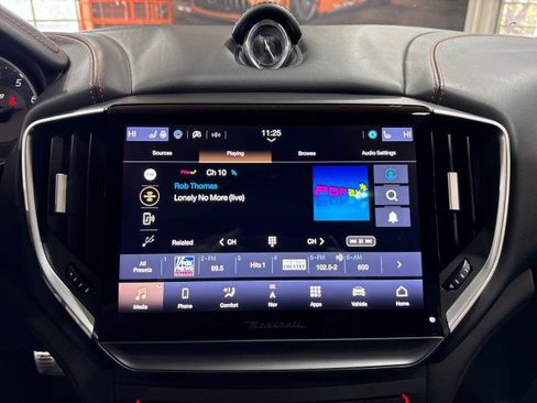 Used 2022 Maserati Ghibli Trofeo image 75