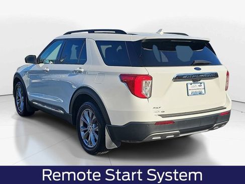 Used 2022 Ford Explorer XLT w/ Equipment Group 202A image 7
