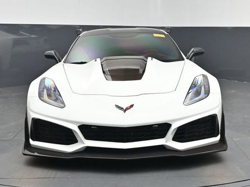 Used 2019 Chevrolet Corvette ZR1 RWD image 6
