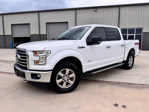 Used 2017 Ford F150 XLT w/ Equipment Group 302A Luxury AWD/4WD image 2