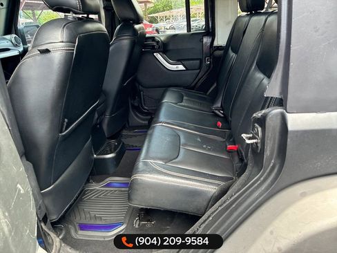 Used 2017 Jeep Wrangler Unlimited Sahara w/ Dual Top Group image 5