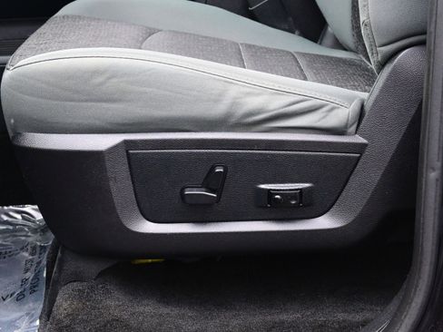 Used 2016 RAM 1500 Big Horn image 12