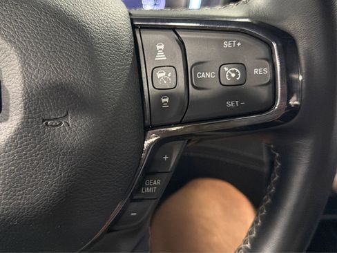 Used 2023 RAM 1500 Limited AWD/4WD image 26