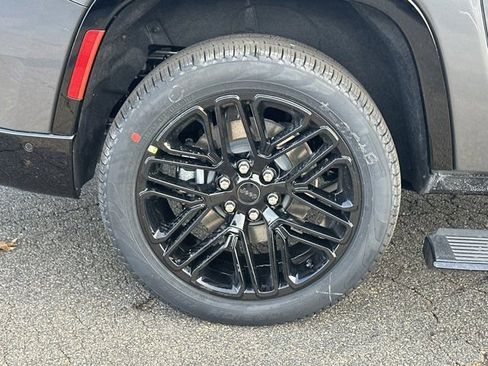 New 2026 Jeep Grand Wagoneer L Limited image 20