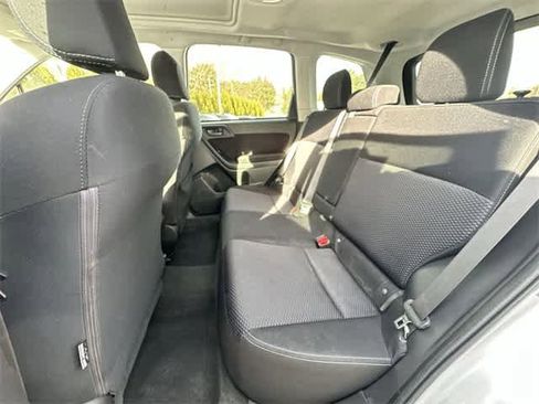 Used 2015 Subaru Forester 2.5i Premium w/ All-Weather Package image 16