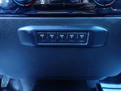 Used 2024 Chevrolet Silverado 2500 LT w/ Convenience Package AWD/4WD image 20