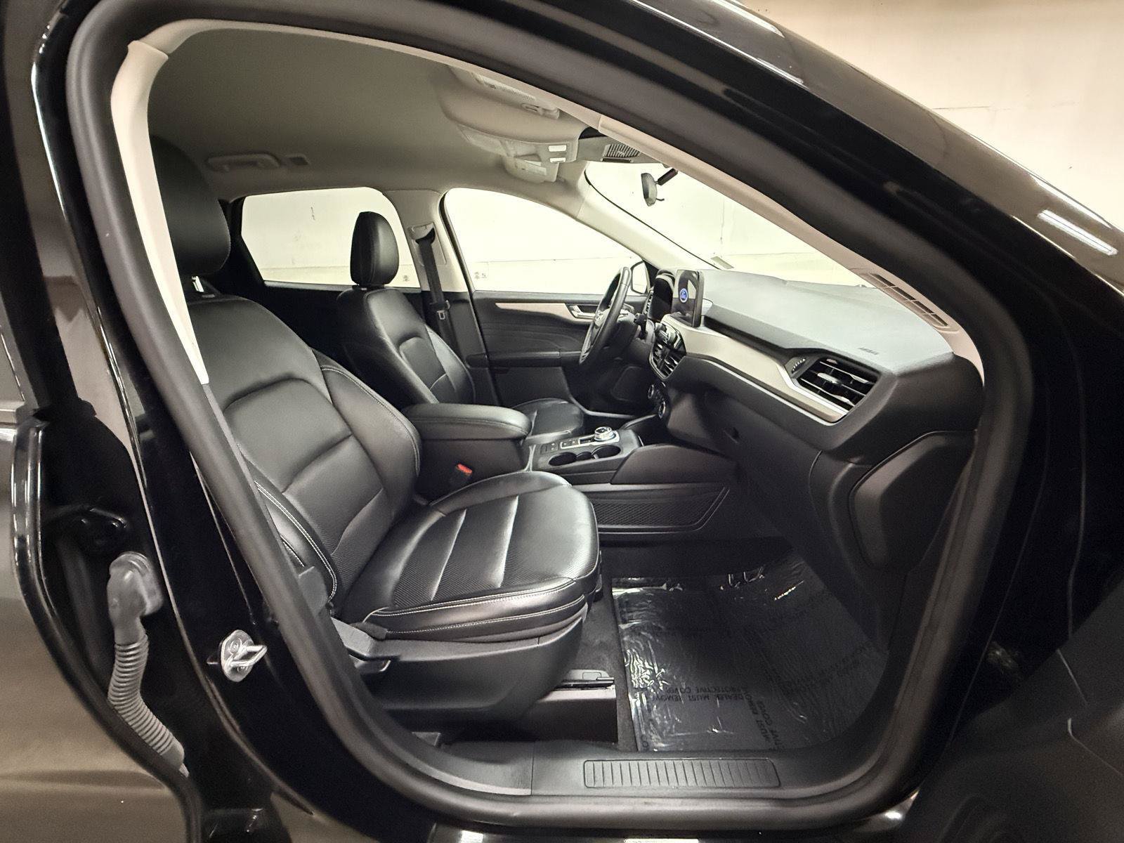 Used 2022 Ford Escape SEL AWD/4WD image 34