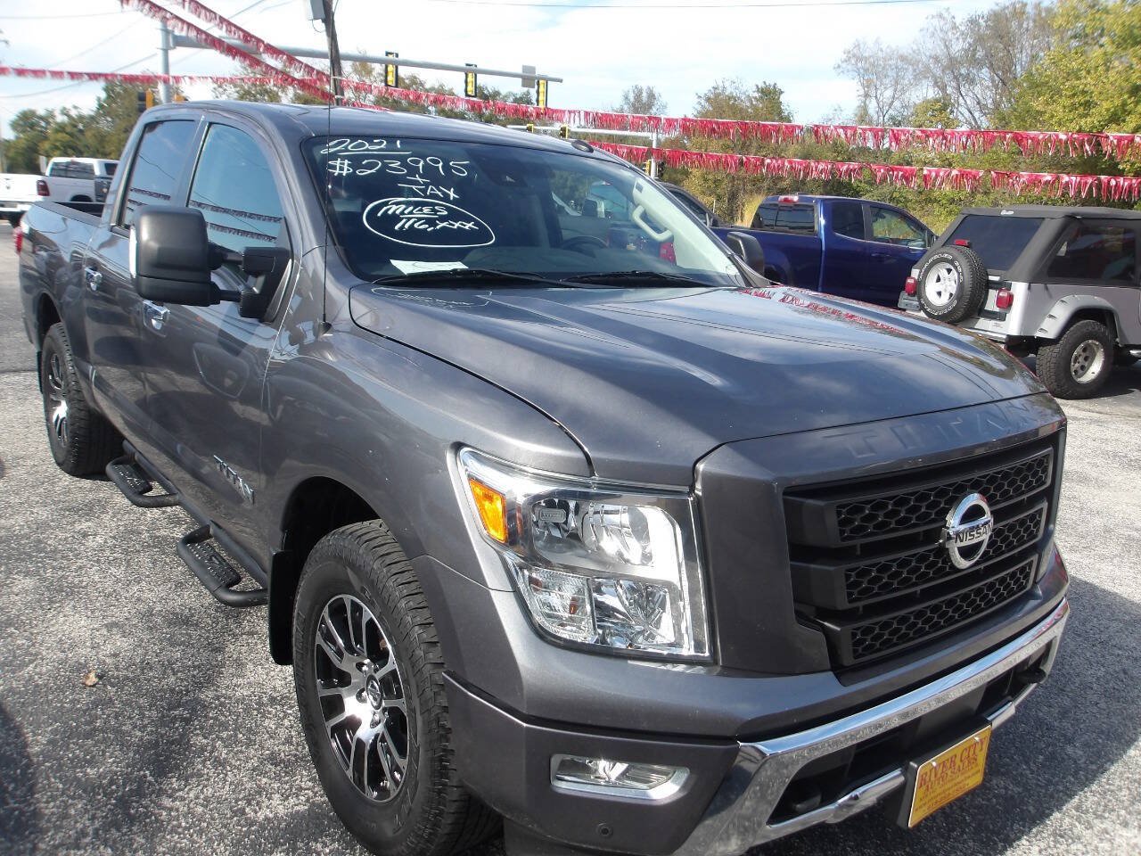Used 2021 Nissan Titan SV w/ SV Convenience Package AWD/4WD image 1