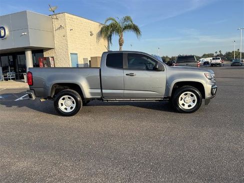Used 2021 Chevrolet Colorado W/T w/ WT Convenience Package image 2